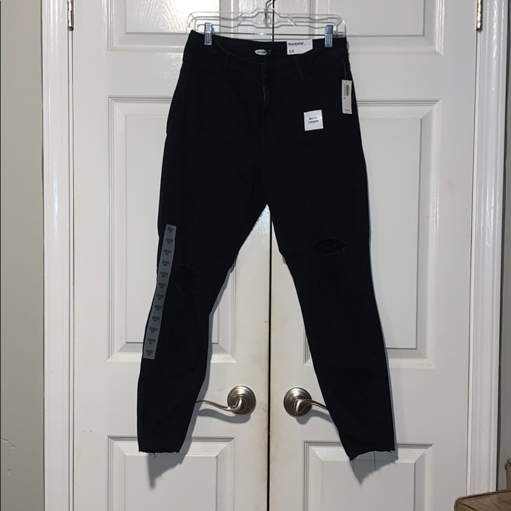 Black distressed jeans